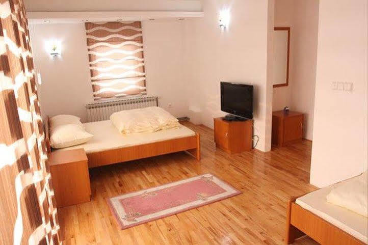 Hotel Irmak Saraievo Exterior foto